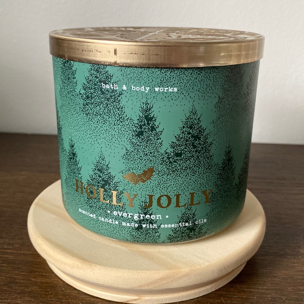 3 wick candle